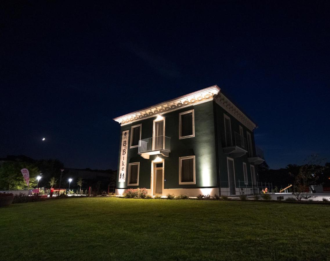 B & Bike Di Ristorante Italia Mombello Monferrato Exterior photo